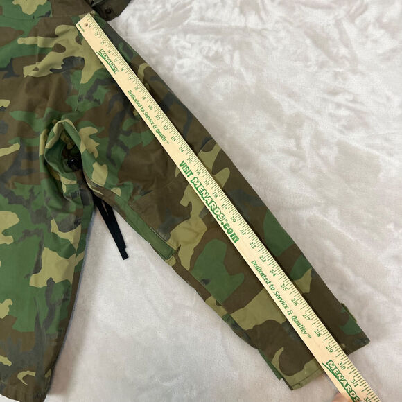 US Military Jacket Medium Short Woodland Camo Cold Weather Parka Nylon Outdoors - Picture 14 of 15